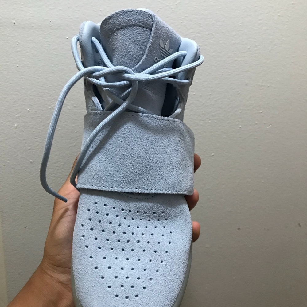 🌬❄️Never Used!! Adidas Baby Bleu Female US 5.5❄️